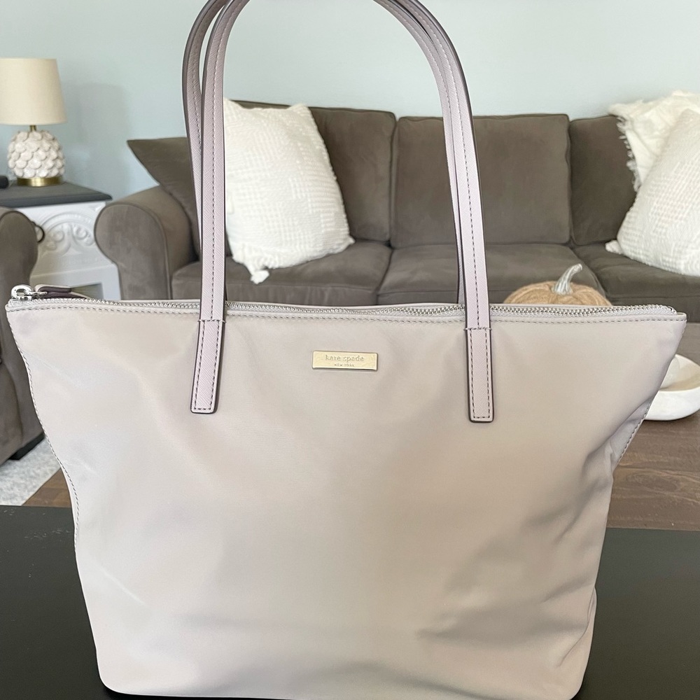 NWOT Kate Spade May Street Lida Soft Taupe Zip Tote